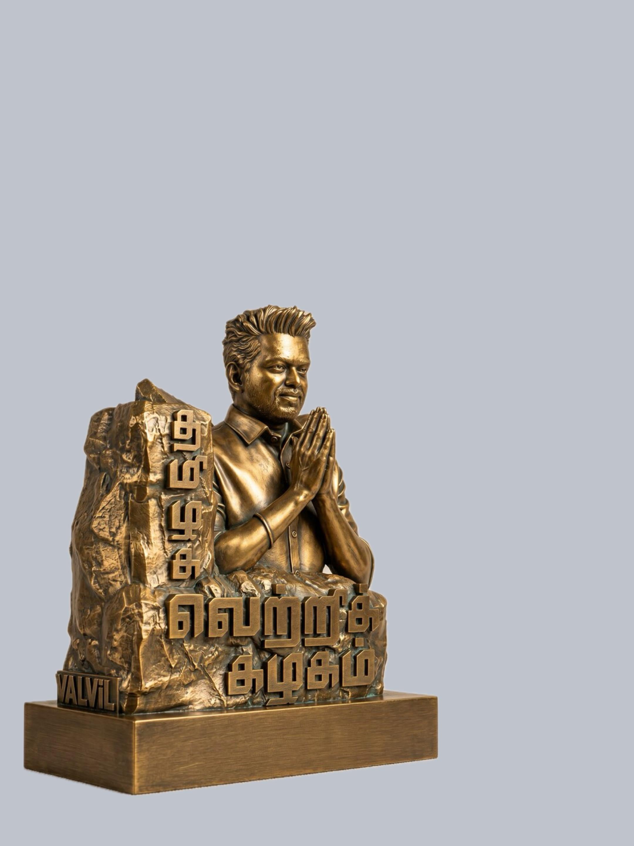 Thalapathy Tribute Sculpture